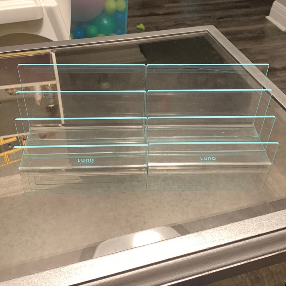 Lund Acrylic Envelope Holders